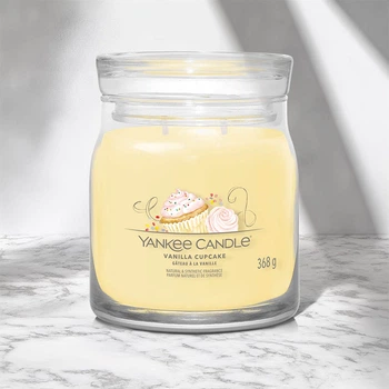 Ароматическая свеча Vanilla Cupcake Medium Jar Yankee Candle (1630003E)