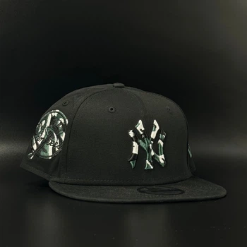 Черная кепка с прямым козырьком New Era 9FIFTY MLB New York Yankees M/L 60424776
