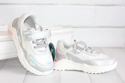 Кросівки для дівчинки сріблясті Weestep Розмір 23 14.5 см устілка R2085