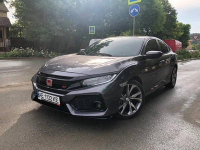 Бампер передний SI Honda Civic 4D / 5D 2016-2020 (бампер, губа, сетки) для Honda Civic 2016-2020 (6931)