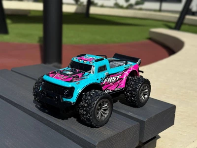 Машинка на радіокеруванні для дітей KFplan KF23 1:16 WD Автомобіль 20 км/год Дрифт Автомобіль