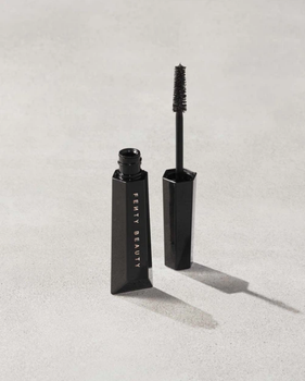Чорна туш FENTY BEAUTY "Cuz I'm Black" Hella Thicc Volumizing Mascara без упаковки з набору
