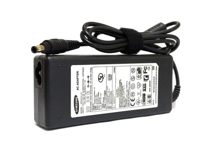 Блок живлення для ноутбука Samsung 90W 19V 4.74A 5.5x3.0mm