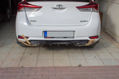 Диффузор заднего бампера (2016-2018, грунт под покраску) для Toyota Auris