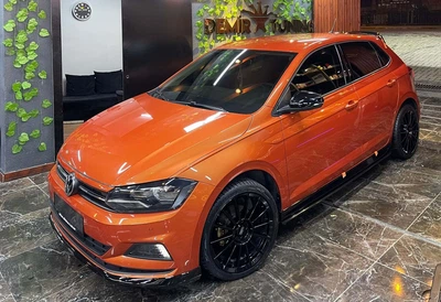 Передний лип DPT V-1 (Черный Глянец) для Volkswagen Polo 2017- гг