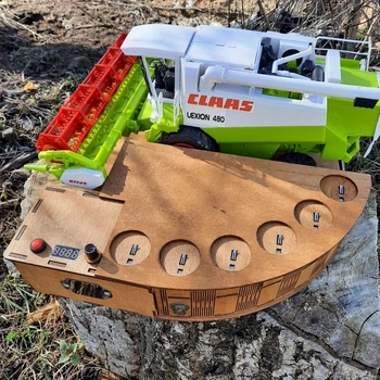 Наливатор "Комбайнер" CLAAS-MAXI под 6 рюмок 57 мл, с деревянным корпусом и надписью на корпус
