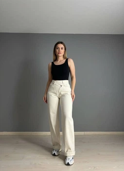 Джинсы женские Its Basic 3847-7S6 straight fit с асимметричной застежкой 36 бежевые
