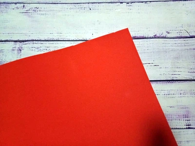 Фоаміран 25*25 см 1 мм Червоний яскравий 1 шт
