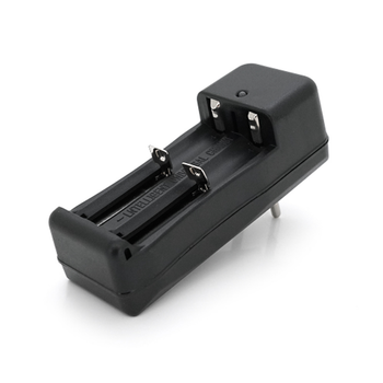 Зарядное устройство универсальное TG-008 2AA/2AAA/18650, 1.2-4.2V/1000mAh