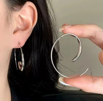 Массивные круглые серебристые вечерние женские серьги