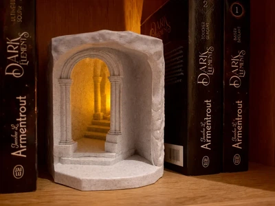 Книжкова вставка-нічник таємничий прохід між книгами. Aivory