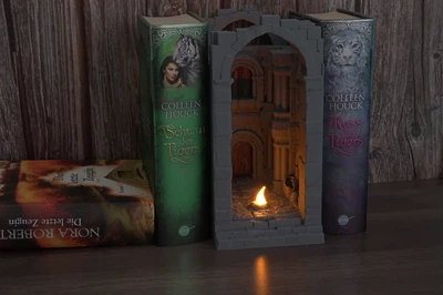 Книжковий куточок таємничий провулок з led підсвічуванням. Aivory