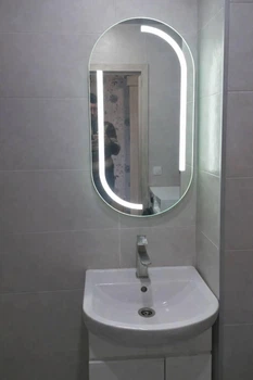 Дзеркало капсульної форми з підсвіткою 60*120см