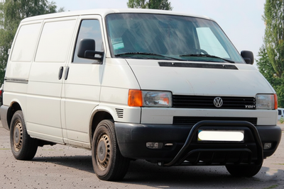 Кенгурятник WT002 Black (нерж) для Volkswagen T4 Caravelle/Multivan 1990–2003 гг