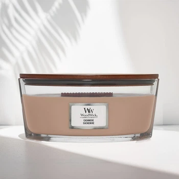 Ароматическая свеча с ароматом айвы, ириса и кедра Woodwick Ellipse Cashmere 453г
