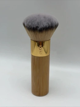 Бамбуковая кисть кабуки для тональной основы Tarte Cosmetics The Buffer Airbrush Finish