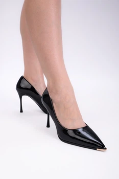 Туфли женские Where Uwear черные лаковые 350953_39 (25 см)