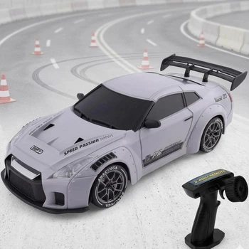 Радиоуправляемая дрифт машина Nissan GT-R 1:24 Power Motors 4WD с конусами и сменными колесами PM3425-1