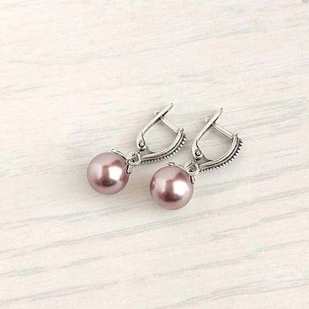 Сережки Hand Made черненные с оригинальным глянцевым розово-бежевым жемчугом Сваровски