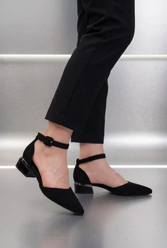 Босоножки женские Where Uwear черные 351040_41 (26 см)
