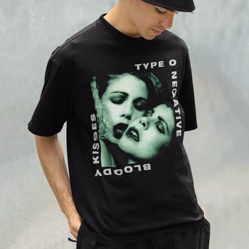 Футболка LOYS унисекс Type O Negative (Bloody Kisses 1993) черный M