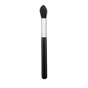 Кисть для хайлайтера MORPHE Pointed Contour Brush M438