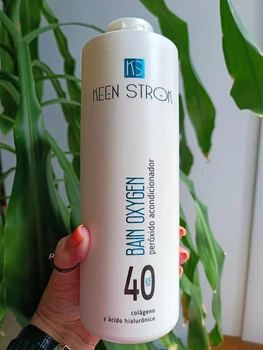 SCENTED PEROXIDE CONDITIONER BAIN OXIGEN 40 VOL 12% Окисляющий крем-кондиционер, 1000 мл