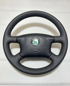 Чохол-оплетка на кермо з автомобільної єко-шкіри Skoda Octavia