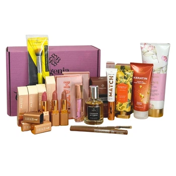 Подарунковий набір косметики 14 в 1 Bogenia "Gift Box"
