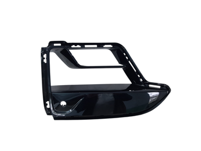 Решітка переднього бампера нижня ліва BMW F90 M5 2021-2023 51-11-8-746-627