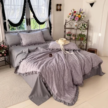 Комплект літньої постільної білизни Colorful Home муслін жатка з літньою ковдрою У штришки 200х230 см