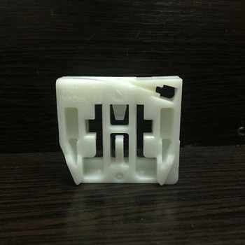 Направляющая стеклоподъемника левая VAG 1U0837583 SKODA OCTAVIA 96->