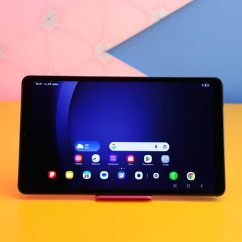 Планшет Samsung Galaxy Tab A9 Wi-Fi 8/128GB Graphite (SM-X110NZAE) Б/У [167076]