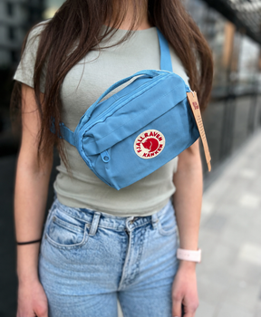 Бананка сумка на пояс Fjallraven kanken из ткани не промокает голубой