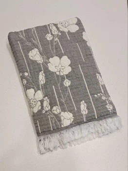Полотенце муслиновое банное Malloory Home Цветы 70*140 см Темно-серое