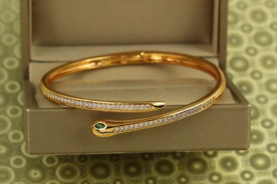 Браслет бенгл Xuping Jewelry Змія із зеленими очими 60 мм на руку від 17 до 19 см золотистий