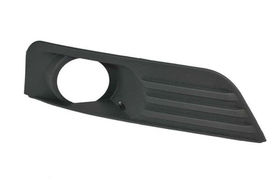 Решетка противотуманной фары в бампер AVTM Ford Focus 2004 - 2008 левая 2533 993