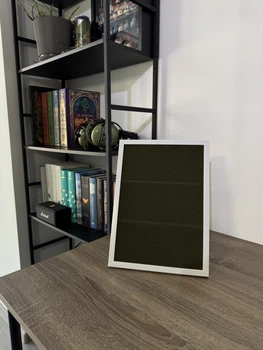 Стенд/панель/дошка для шевронів і патчів, XS (21x30см), біла рамка, смужки хакі