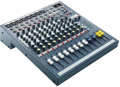 Аналоговый микшерный пульт Soundcraft EPM8 (SCR-RW5735EU)