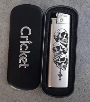 Зажигалка на подарок Крикет Cricket Turbo Metal газовая с гравировкой металлическая в подарочном футляре кремниевая серебристая