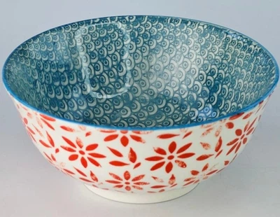 Салатник 900 мл, блакитний, 18x8 см «Тригір'я»