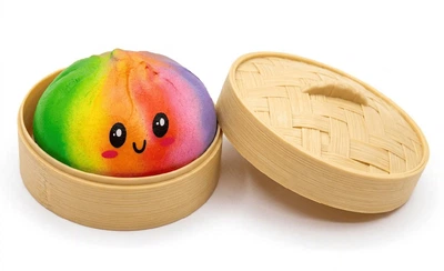 Игрушка-антистресс сквиш Dumpling Squishy Bun Rainbow Mystery Пельмень в пароварке 10см