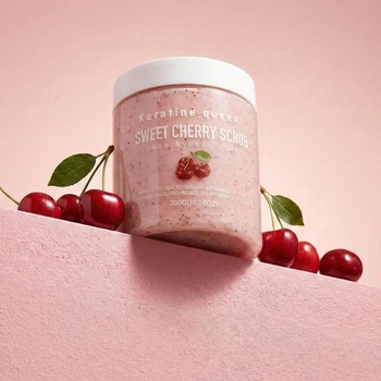 Скраб для тіла Keratine Queen з ароматом вишні Sweet Cherry Scrub 300 г