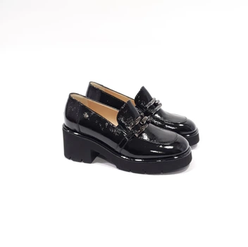 Лофери жіночі Kelton р.35 Чорна Лакова Шкіра