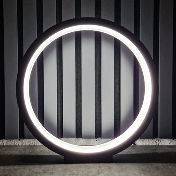 Кольцевая настольная Led-лампа 24 × 24 × 4 см с светом по кругу 3D-светильник в стиле модерн для интерьера Белый