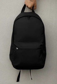 Рюкзак Мужской Стаф Черный 19 Литров С Логотипом Городской Staff En 19l Black Logo Универсальный (396400)