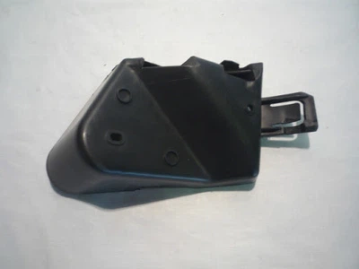 Кріплення заднього бампера Ford Focus 3 HB 2011-2014, праве, внутрішнє, AVTM, 1722283, 182813964