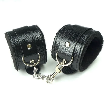 М'які БДСМ-наручники з хутром Honey Fashion Accessories, чорний (90к008)
