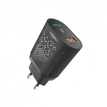 Мережевий зарядний пристрій YOKI Led Series YK-QC 3.0 18W Black