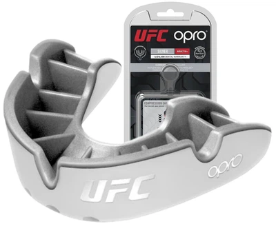Капа OPRO Silver UFC доросла біла/срібляста (UFC_Silver_Wh/Sil)